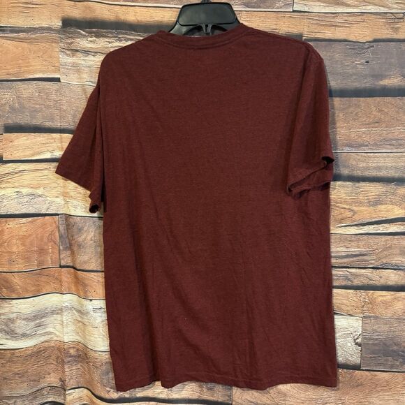 Star Wars Boba Fett Helmet Graphic Tee Medium Red Heather T-Shirt Mandalorian - Picture 4 of 6